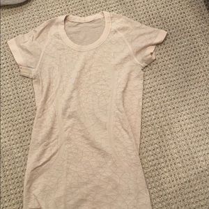 Lulu lemon Swiftly Tech Short Sleeve